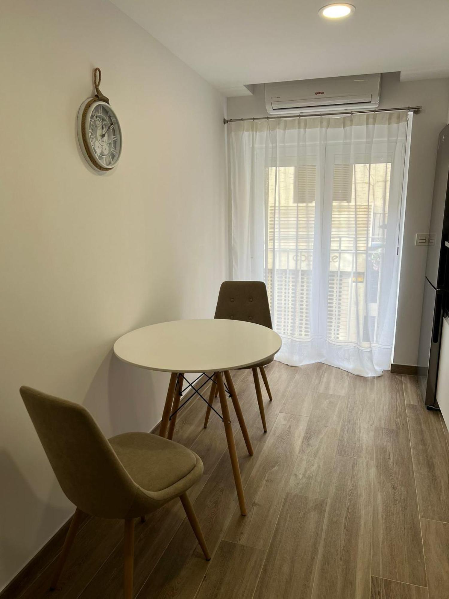 Apartment White House *